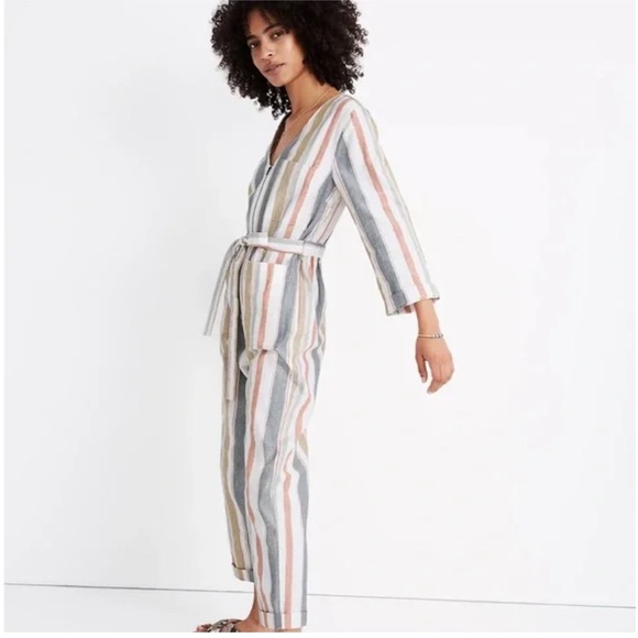 Madewell Pants - Madewell V-Neck Tie Waist Striped Jumper Size 0
White Blue Pink & Tan